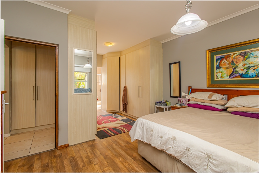 3 Bedroom Property for Sale in Country Club Western Cape